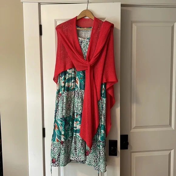 Shawl - Picture 3 of 3